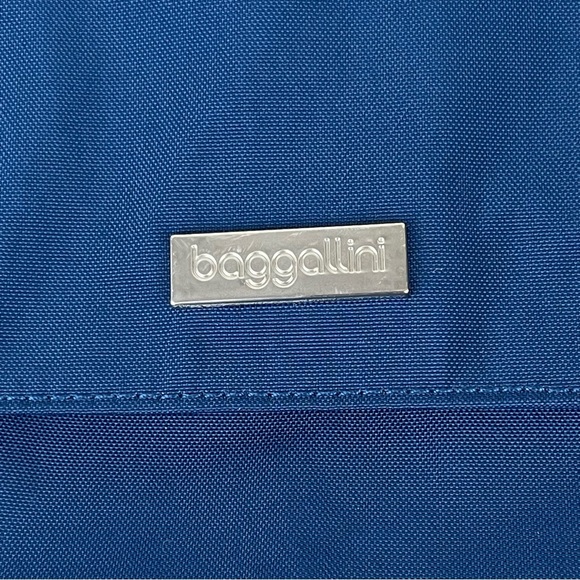 Baggallini Navy Nylon Practical Adjustable Crossbody Town Bagg - Picture 10 of 14